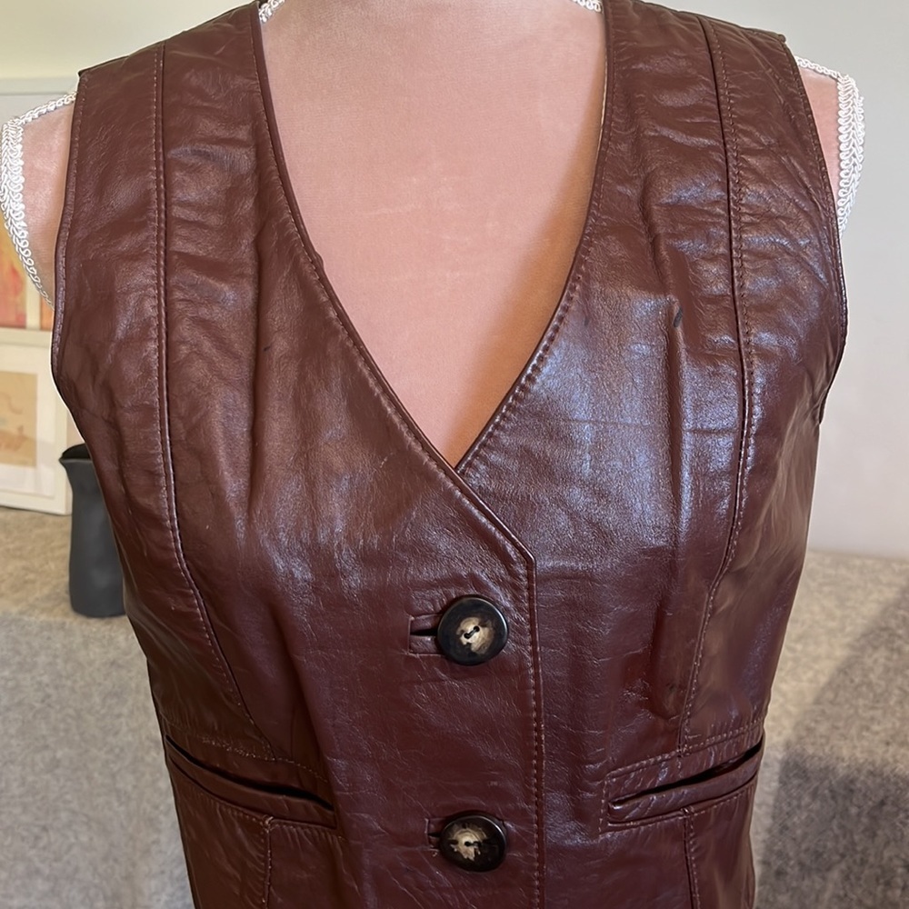 70s Vintage Leather Vest! Size S? pls see measurements - Picture 3 of 14